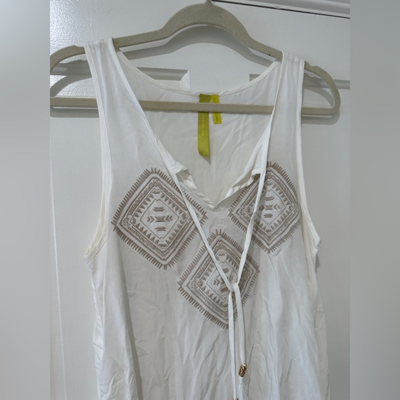 Green Dragon white long rayon blouse top with embroidery and tassels gold - Picture 8 of 13